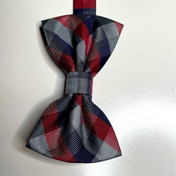 Set of 3 Bow Ties 1 BWT, 2 NWOT - Picture 4 of 7